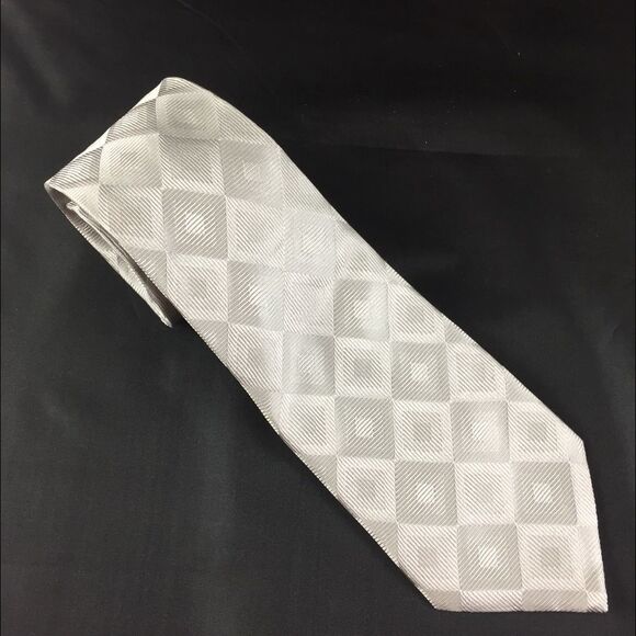 Donald Trump Mens Silk Necktie Silver Diamond - Picture 3 of 8